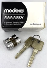 Medeco Assa Abloy 32T0201 M3 Series Large Format I/C Lock Core & Two Keys NEW