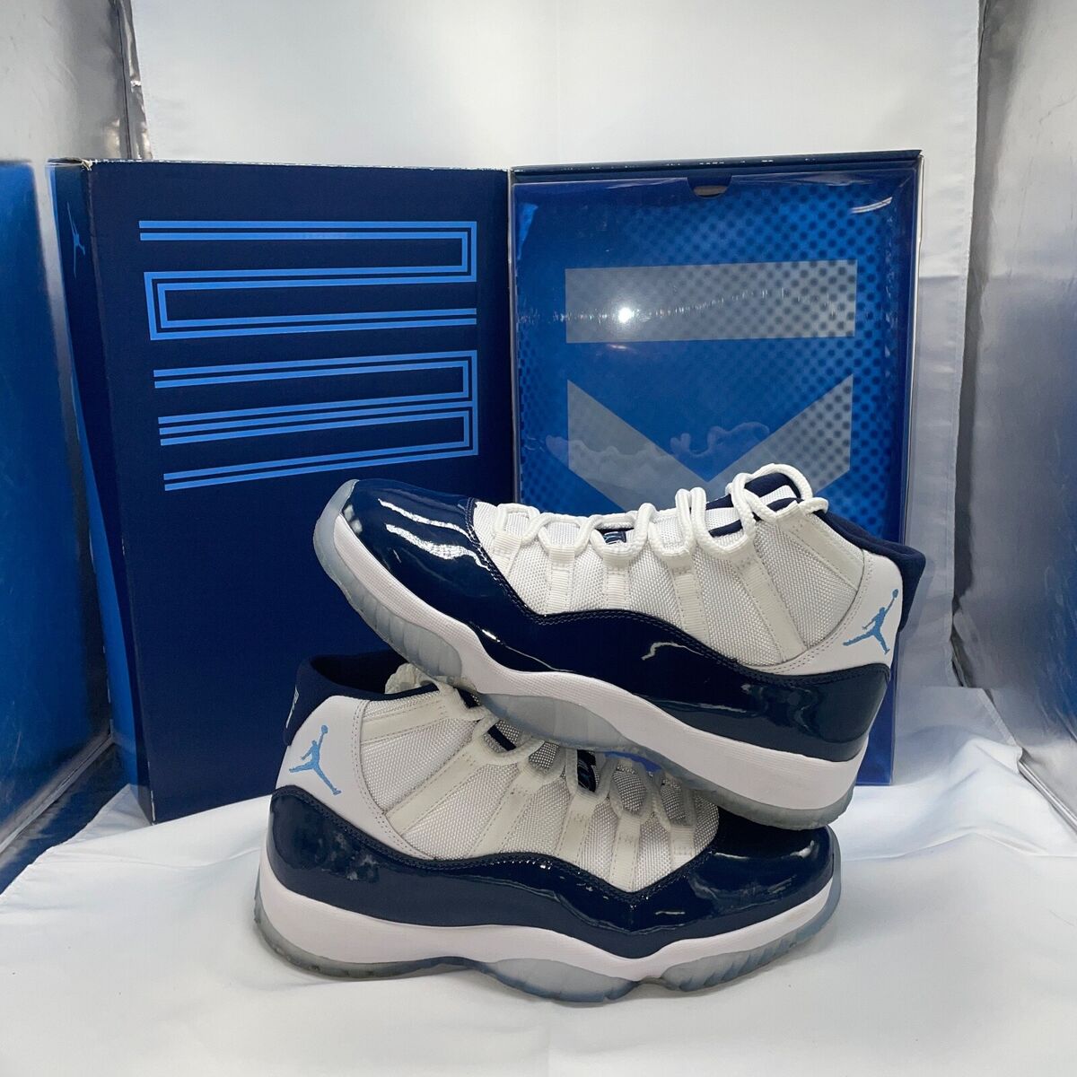 Air Jordan 11 Retro White / University Blue US 8.5 378037 Air Jordan 11 Retro White / University Blue US 8.5 378037