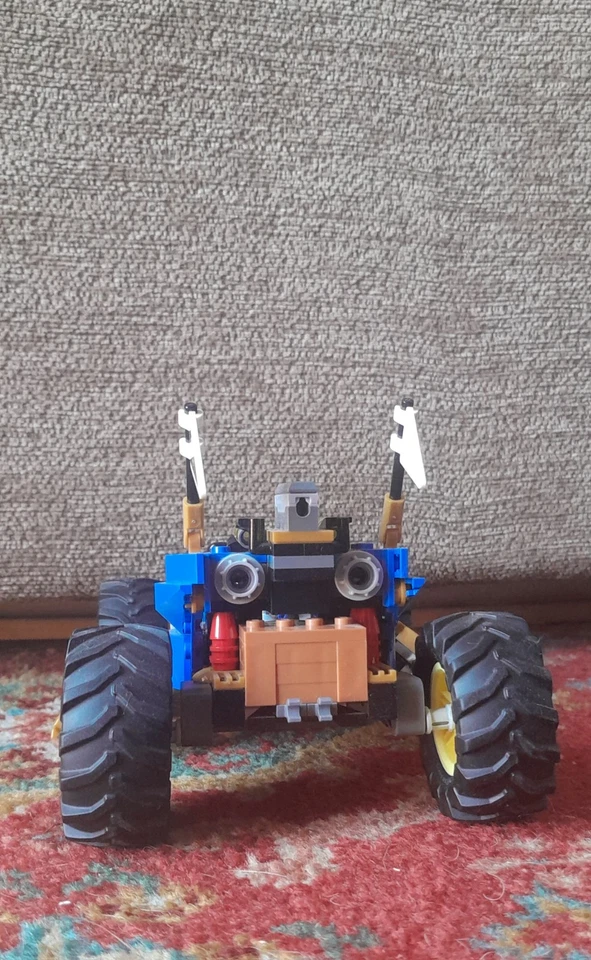LEGO Ninjago 71856 Jay's Transforming Car, photo 4 of 5