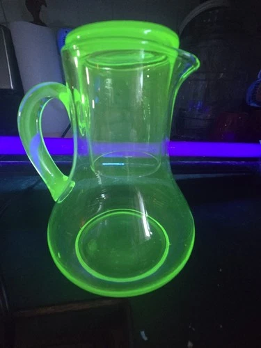 Green Depression Tumble Up Set ( Pitcher And Glass) Uv Responsive