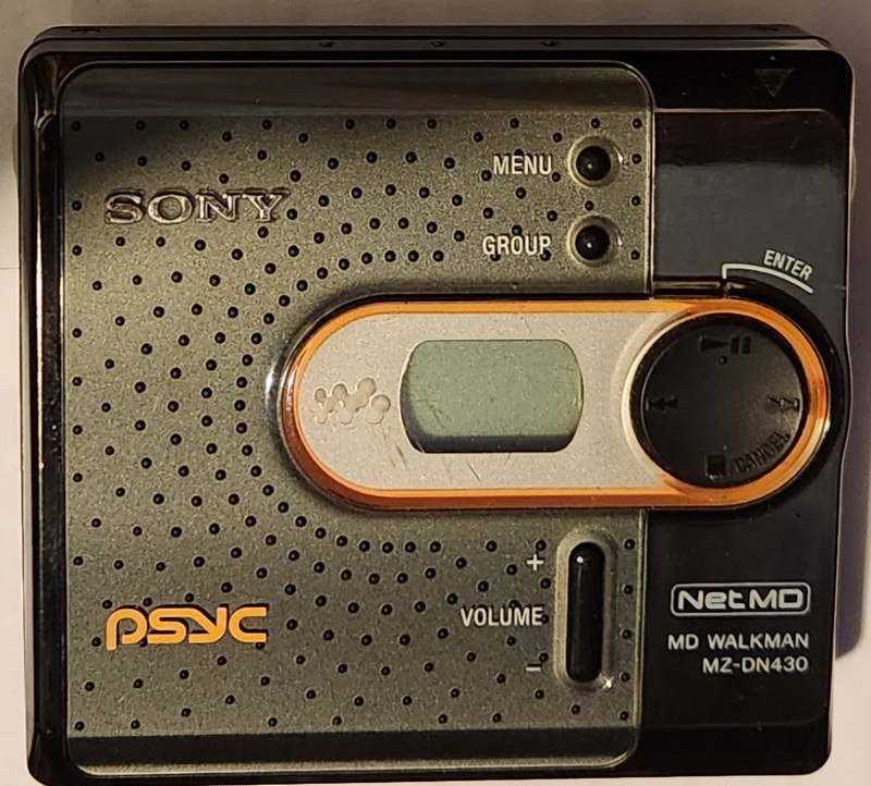 Sony MZ-DN430 BLK Psyc MiniDisc Network Walkman (Black)