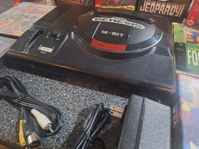 Sega Genesis Model 1 Console Bundle With BOXED GAMES! TESTED WORKING