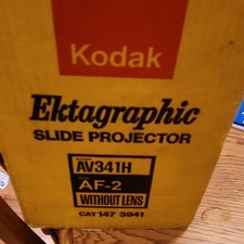 Kodak Ektagraphic AF-2 35mm Auto Focus Slide Projector AV341H No Lens
