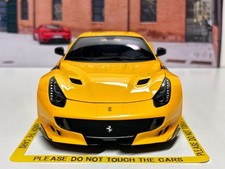 BBR 1 18 Ferrari F12tdf Giallo Tristraro Ferrari P182100DIE