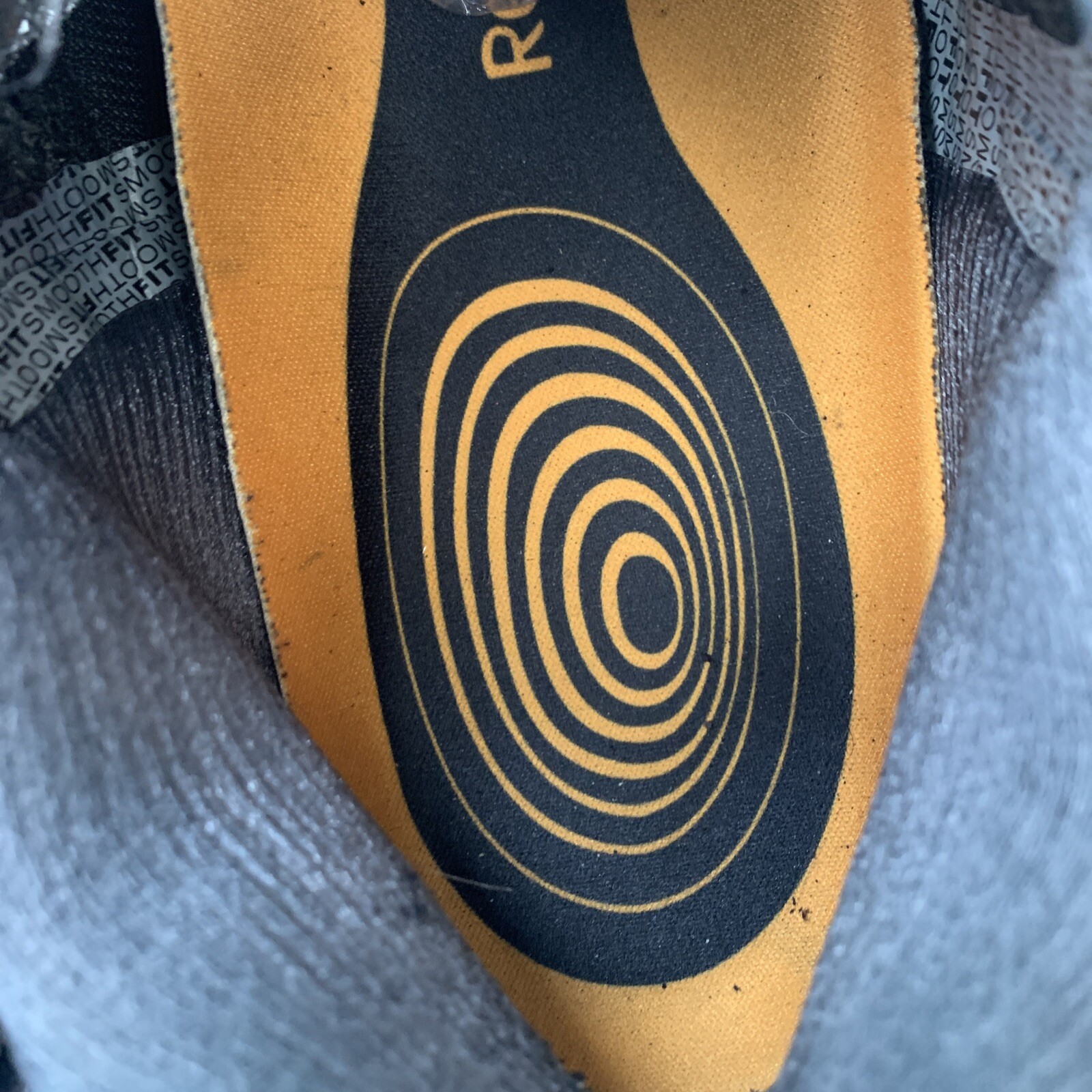 REEBOK EASYTONE CALIBRATOR MENS BLACK LEATHER WALKING/TRAINING SHOES