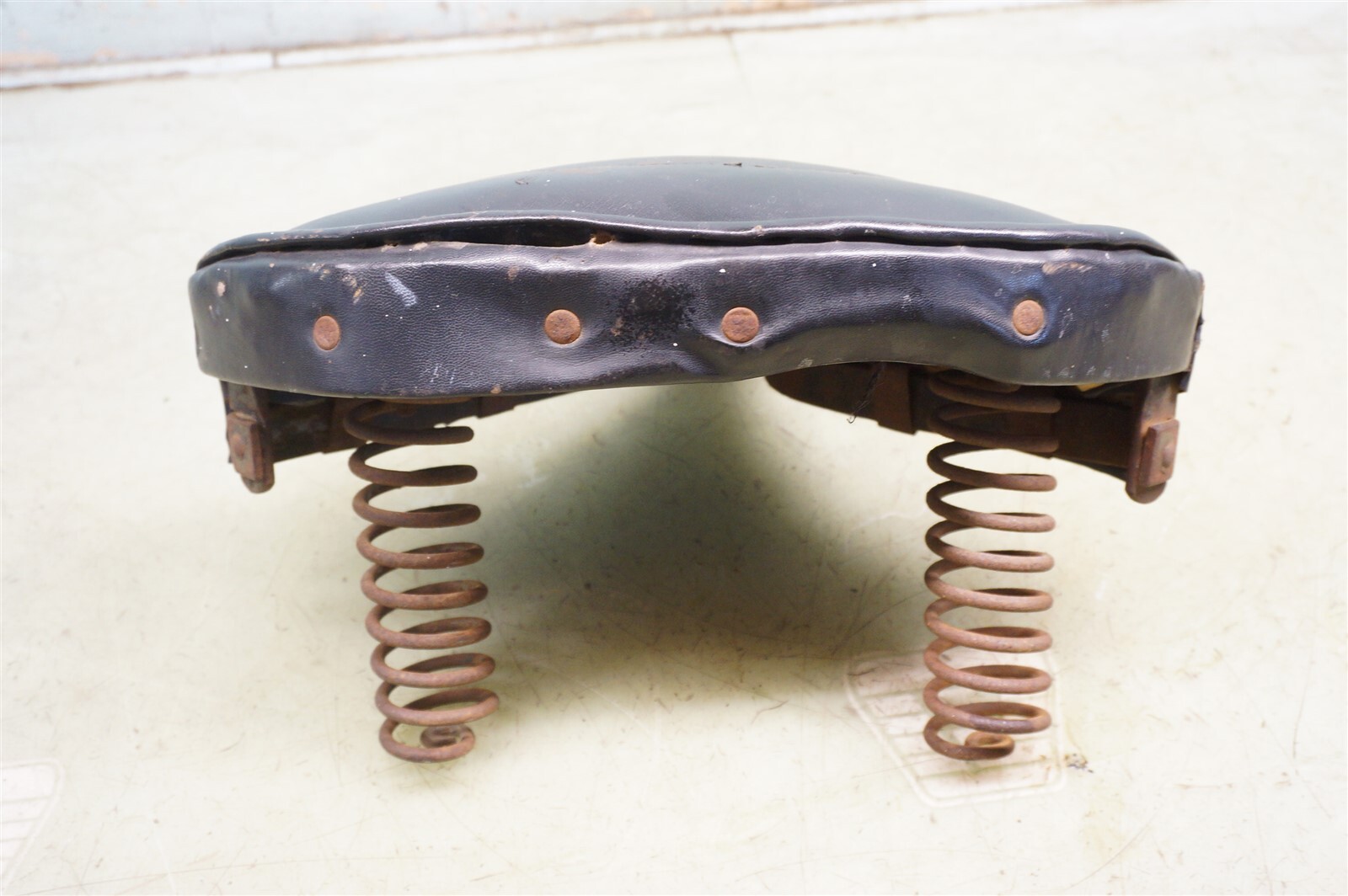 1948 BSA M20 WM20 WD 500 W.M. W.D. 20 MW21 Military *2660B Seat Springs ...
