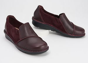 burgundy clarks