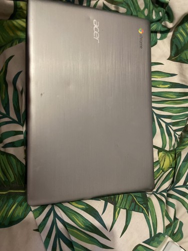 Acer Chromebook - Picture 2 of 3