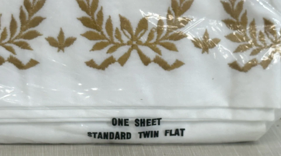 Vintage Wamsutta TWIN Flat Sheet Embroidered White/Gold Ultracale Percale - Image 3 of 4