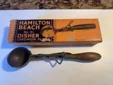 HAMILTON BEACH NO. 31 Size 12 Ice Cream Scooper Disher Gilchrist Model