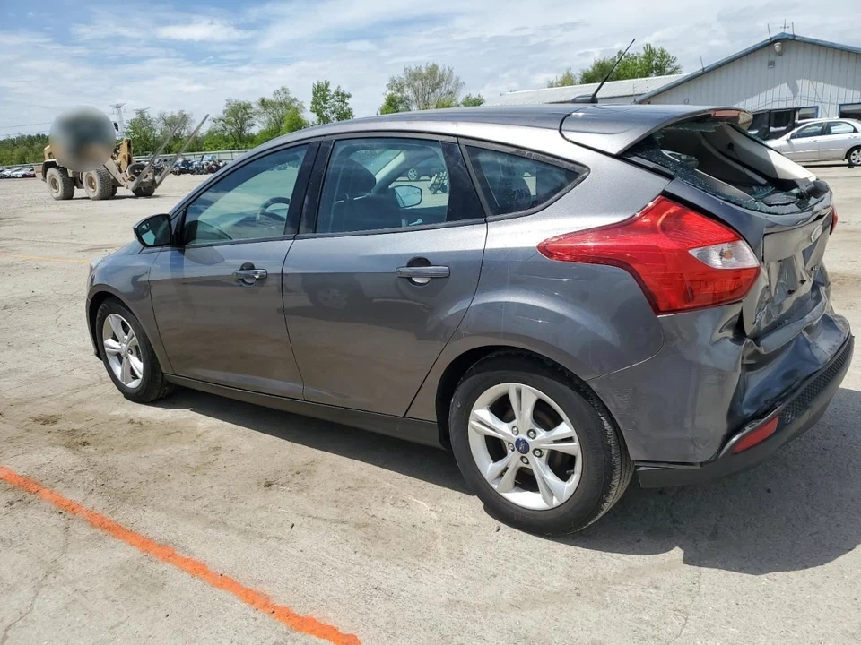 2014 Ford Focus Used Electric Radiator Fan Motor Assembly 46000 Miles OEM - Image 2 of 4
