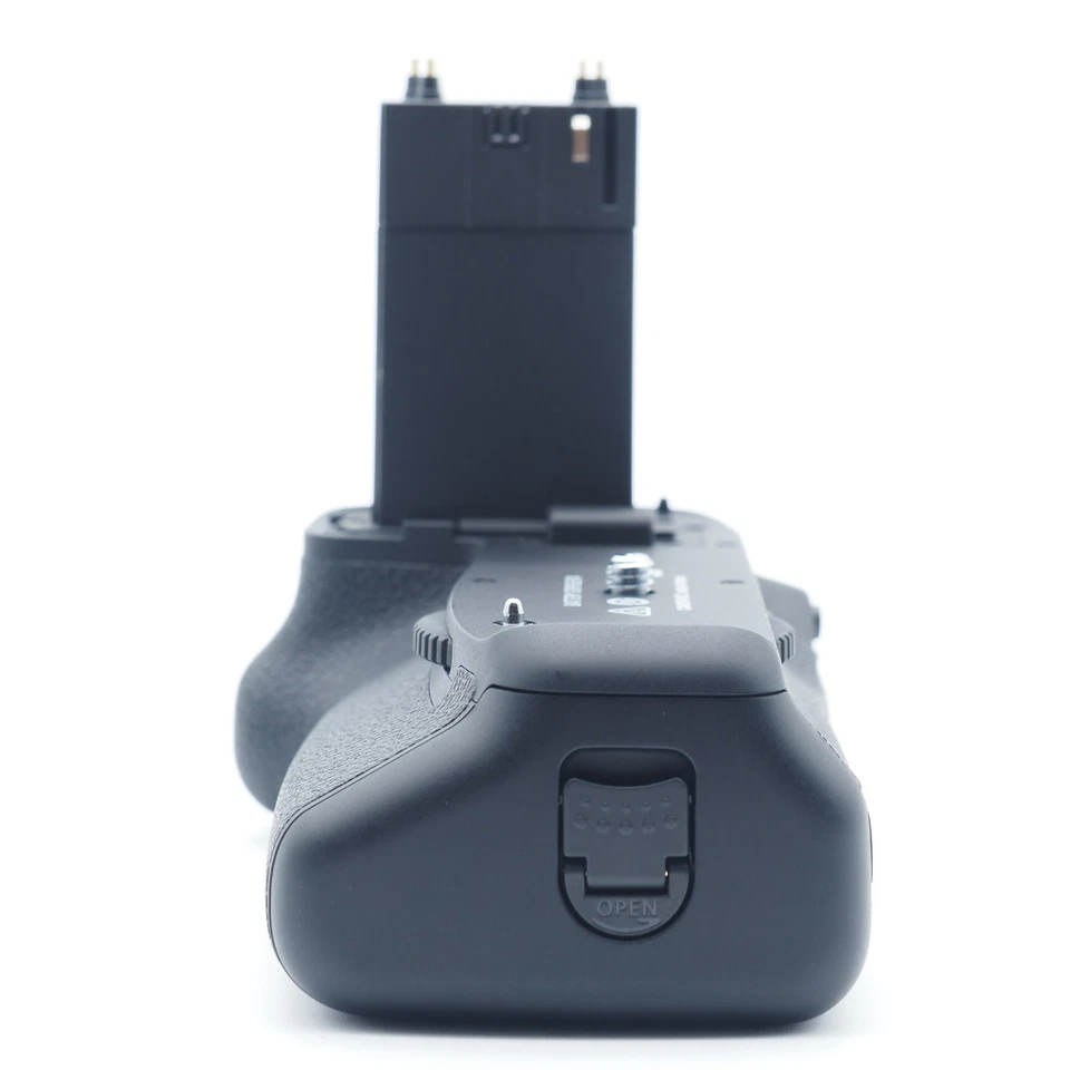 [Near Mint] Canon Battery Grip BG-E14 - Image 4 of 4