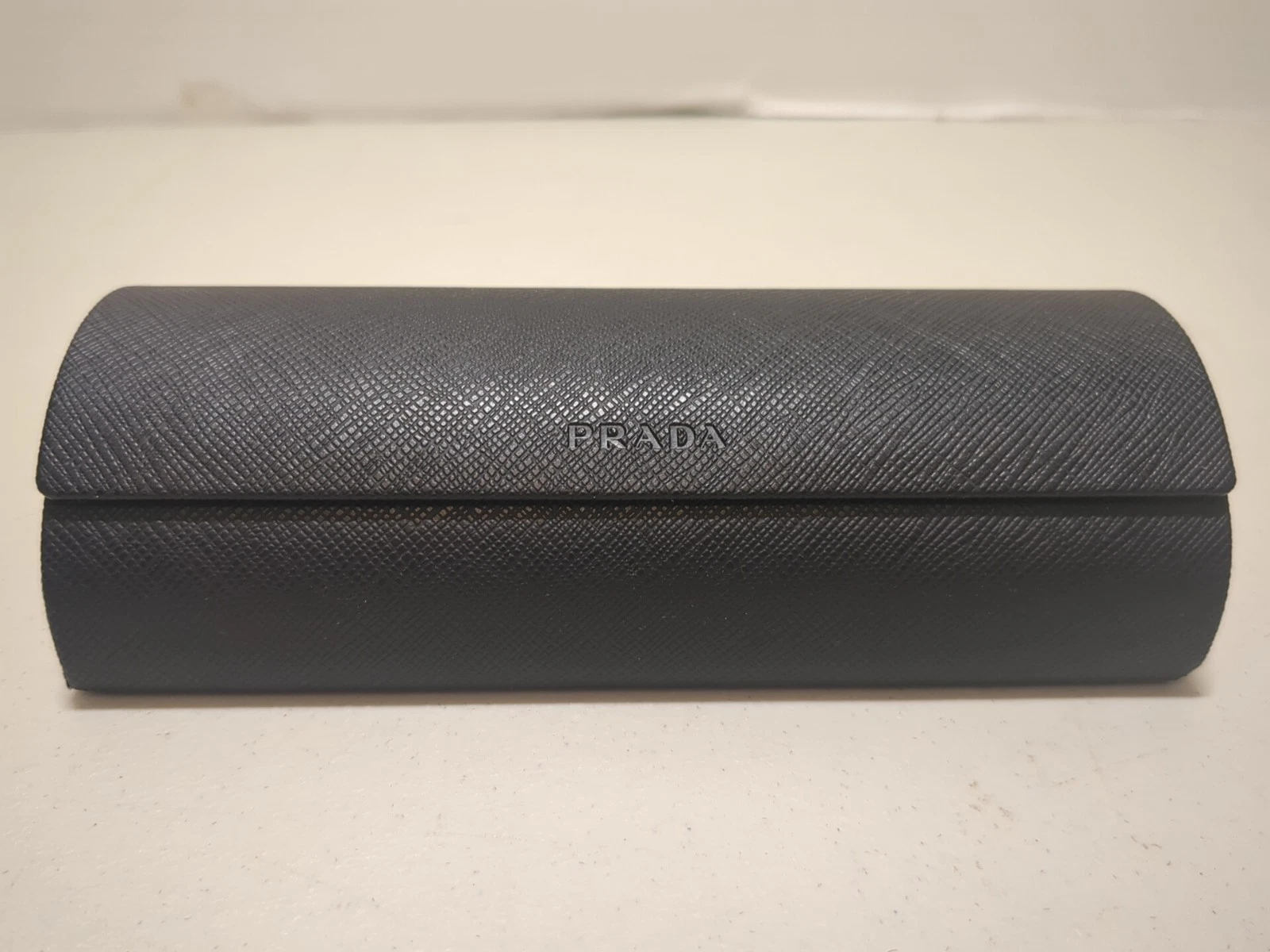 Autentici occhiali da sole Prada custodia rigida magnetica con panno nero medio