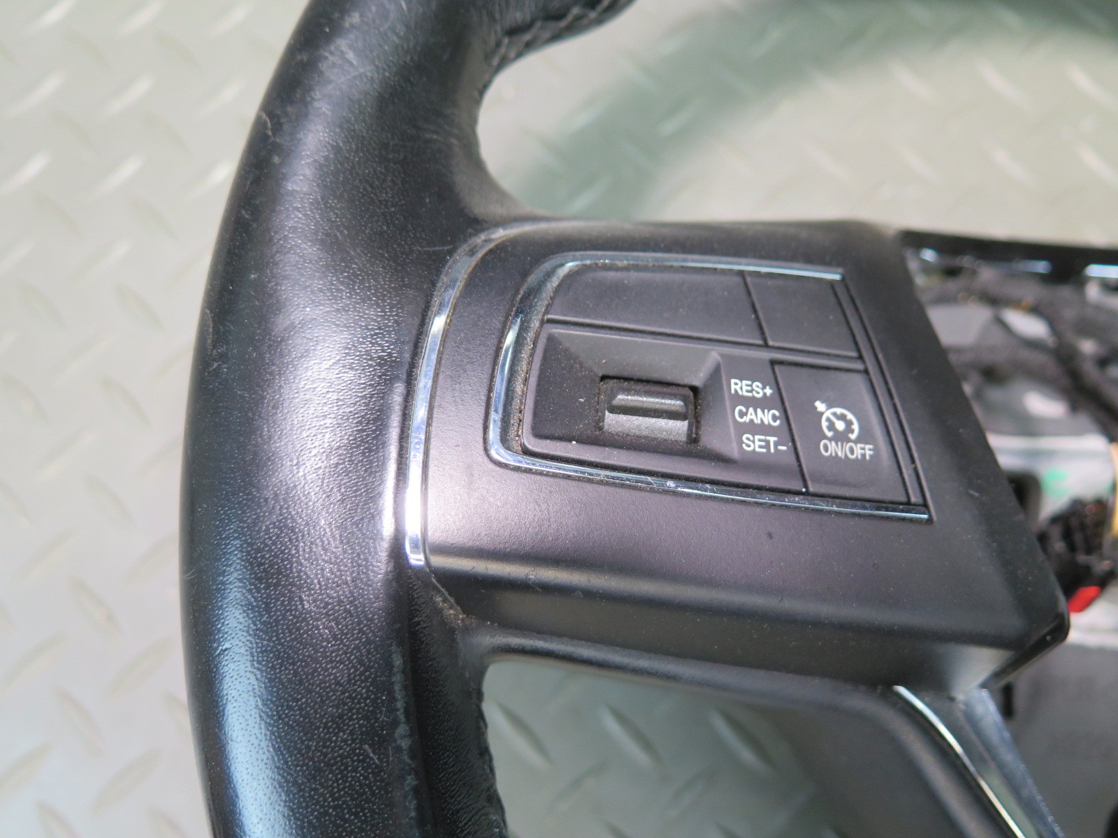 2014-2017 MASERATI GHIBLI M157 SQ4 STEERING W/ CONTROLS LEATHER BLACK