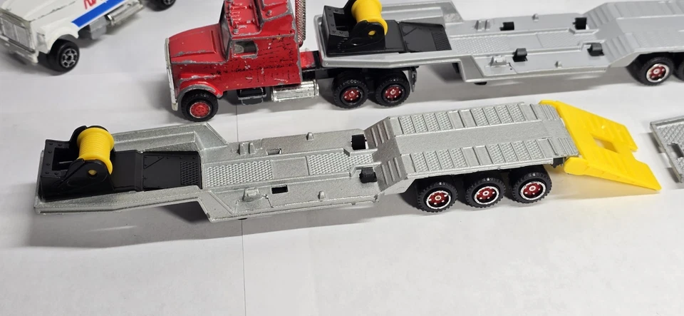 Majorette Space 3000 Nasa Semi Truck Lowboy Flatbed Trailer France Lot Of 5 - Image 2 of 4