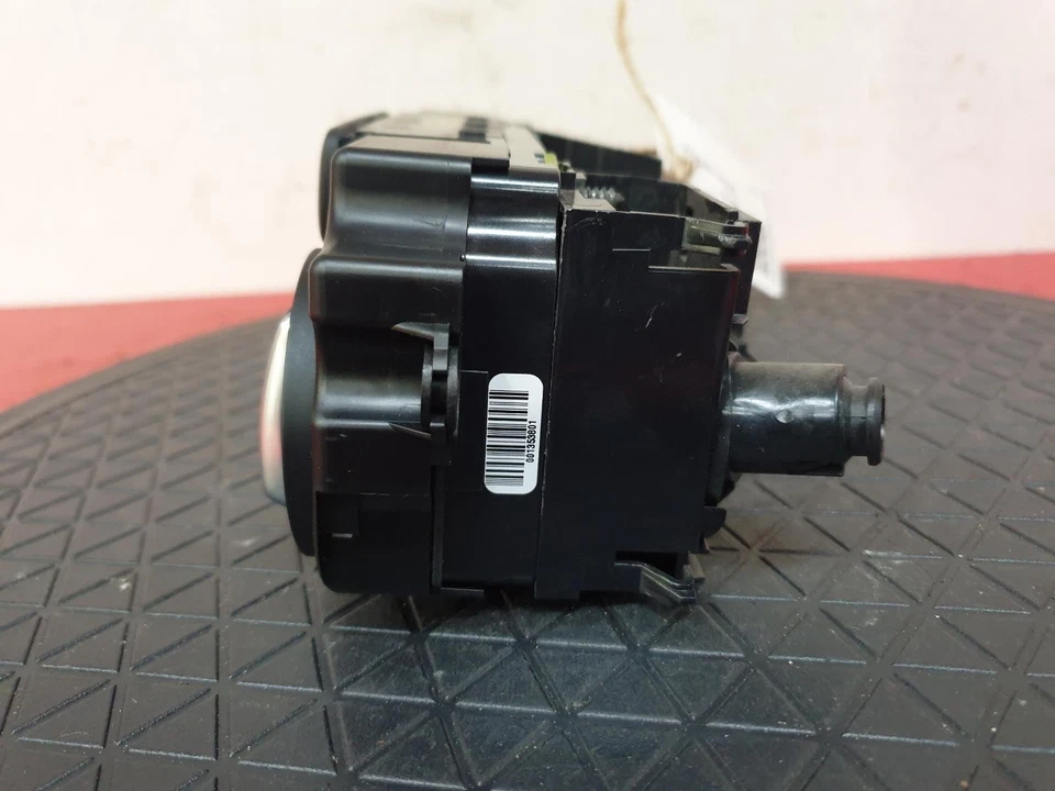 Volkswagen Beetle MK3 2013 panel de control de calefacción Foto 3 de 4