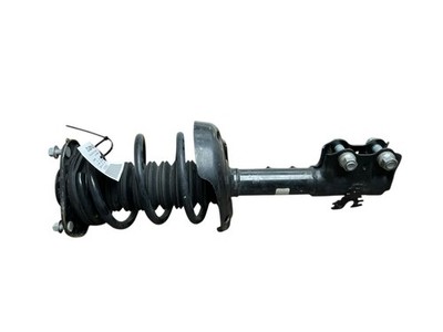 カローラクロスハイブリット、ショックショックアブソーバー 2022-2024 TOYOTA COROLLA CROSS HYBRID 2L AWD FRONT RIGHT SHOCK