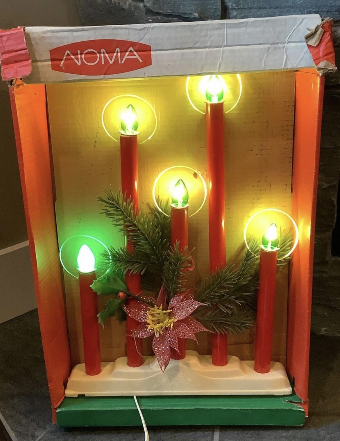 Vintage Noma 5Staggered Light Christmas Red Candolier with Green Halos