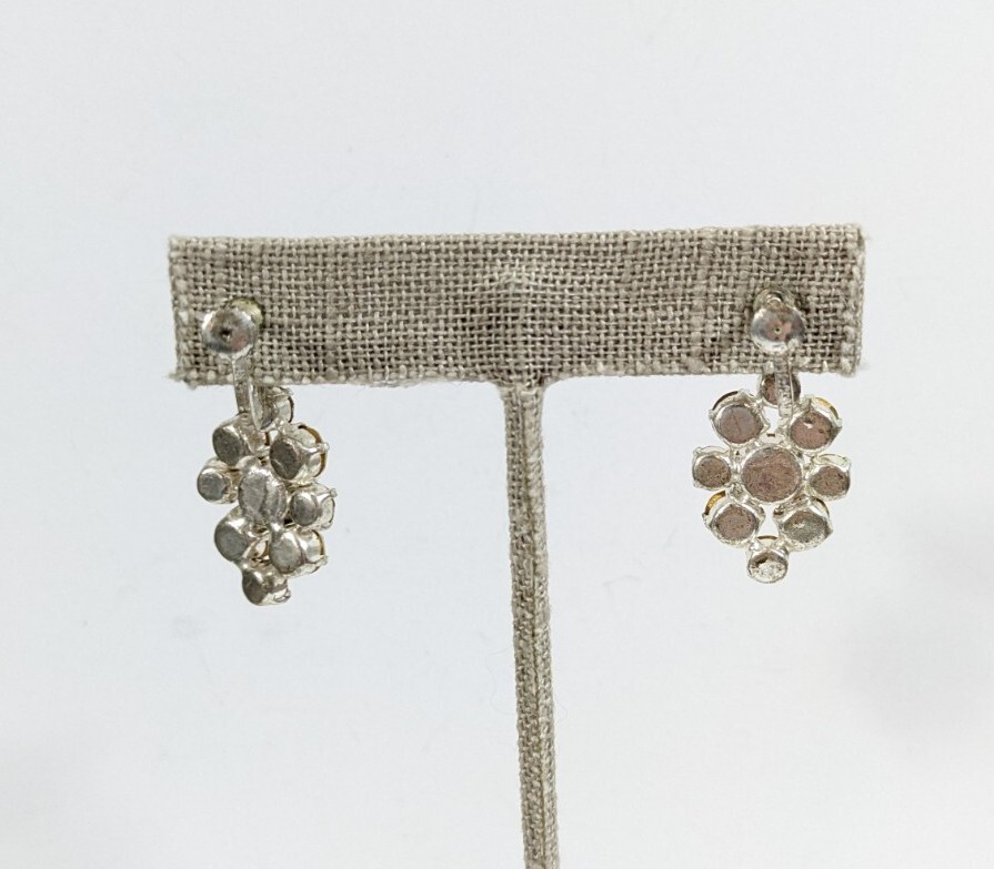 Austrian rhinestone dangle screwback earrings - v… - image 7