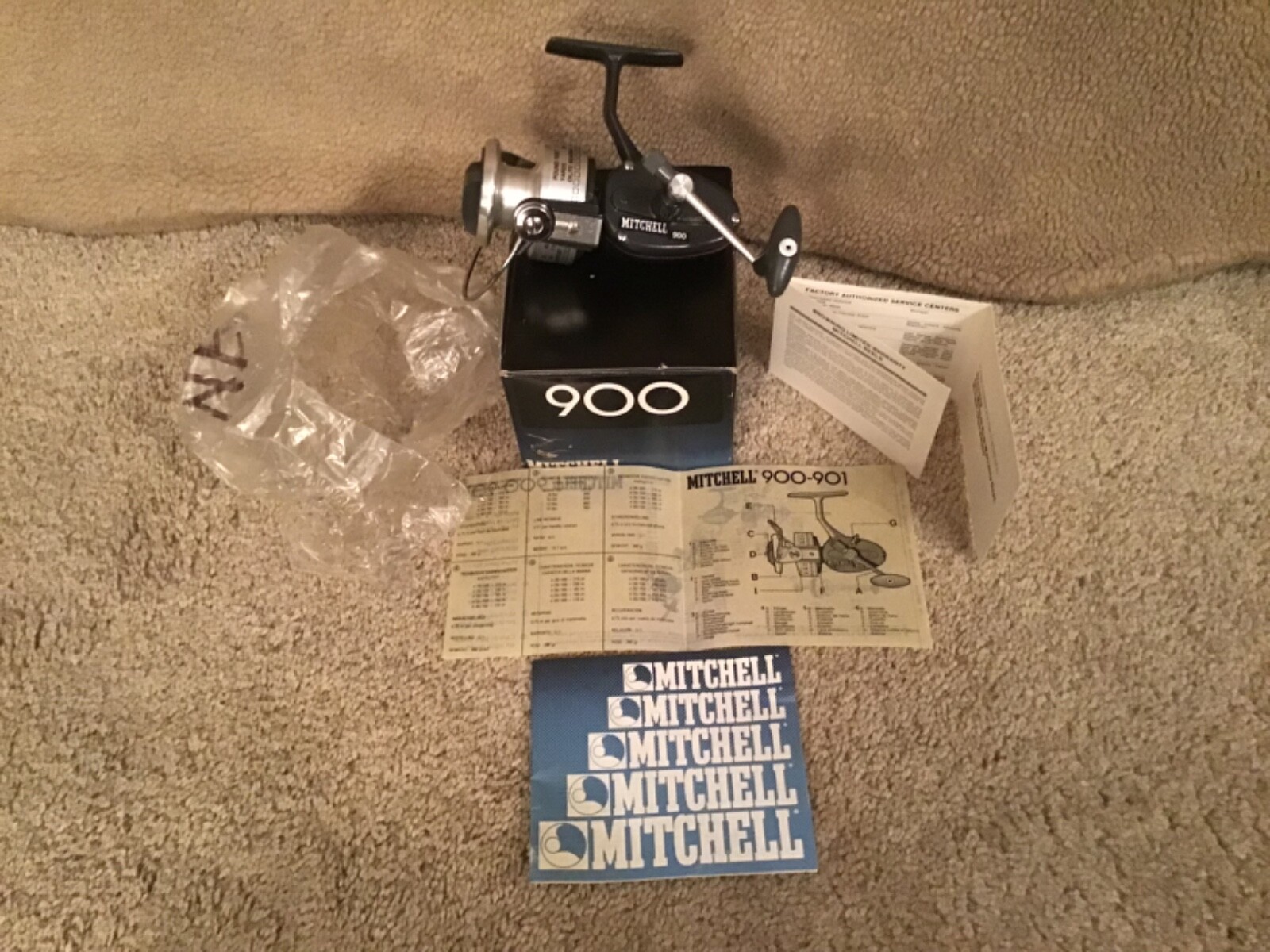 RARE Mitchell 900 Spinning Reel New in Box with Paperwork Made in France
