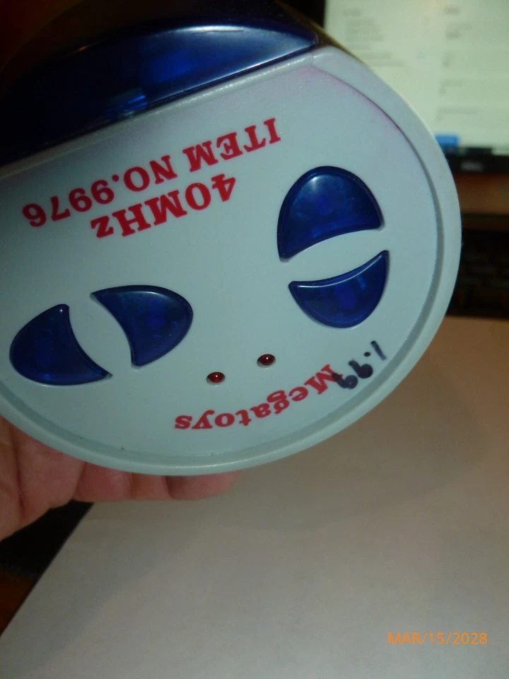 Mega Toys Super Racing Superior  RC 40 MHZ Conqueror Radio Control Car - Image 4 of 4