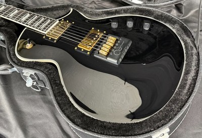 2024 ESP LTD EC-1000T CTM EverTune - Black w/ Hard Case