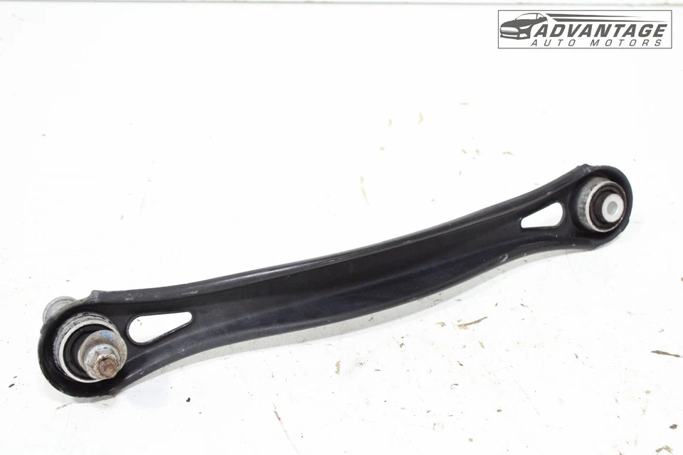 Chevy Camaro 2016-24 tracción trasera suspensión trasera izquierda brazo de control de eslabón de ajuste inferior OEM Foto 3 de 4