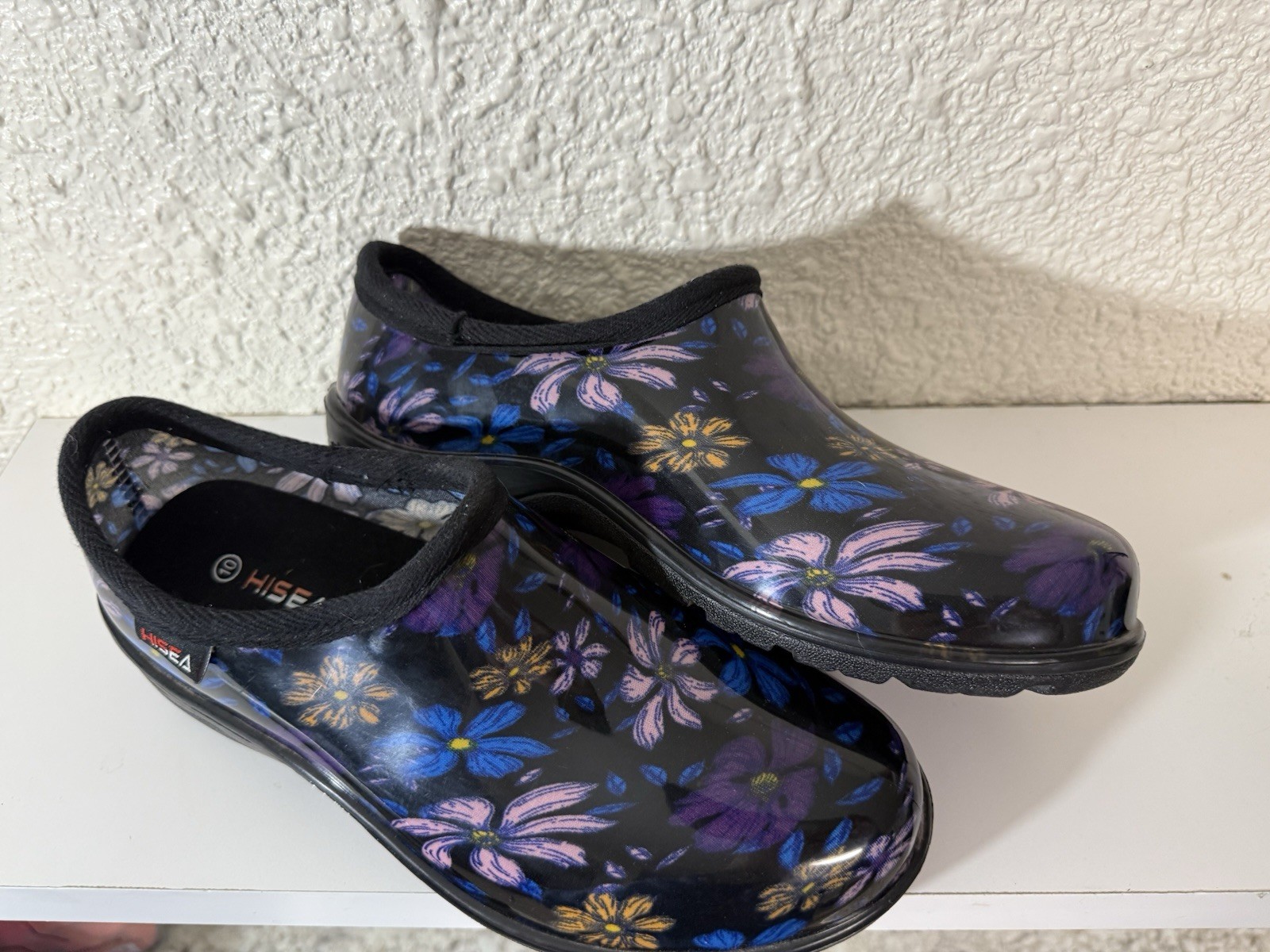 NEW Hisea Women's Garden Rain Shoe Waterproof Outdoor Slip-On Blk/Floral Size 10