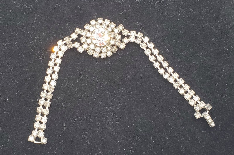 Vintage Rhinestone Bracelet Silver Two Strand Large Central Stone Prong Set 