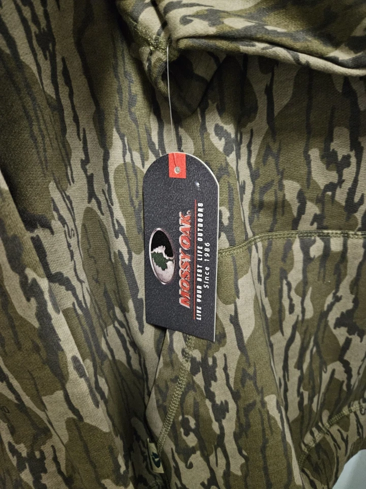 Mossy Oak XXX Bottomland Camo Hoodie 3XL - Image 2 of 4