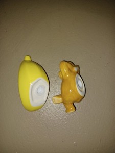 Vintage Monkey Holding Bananas Salt & Pepper Shaker Set