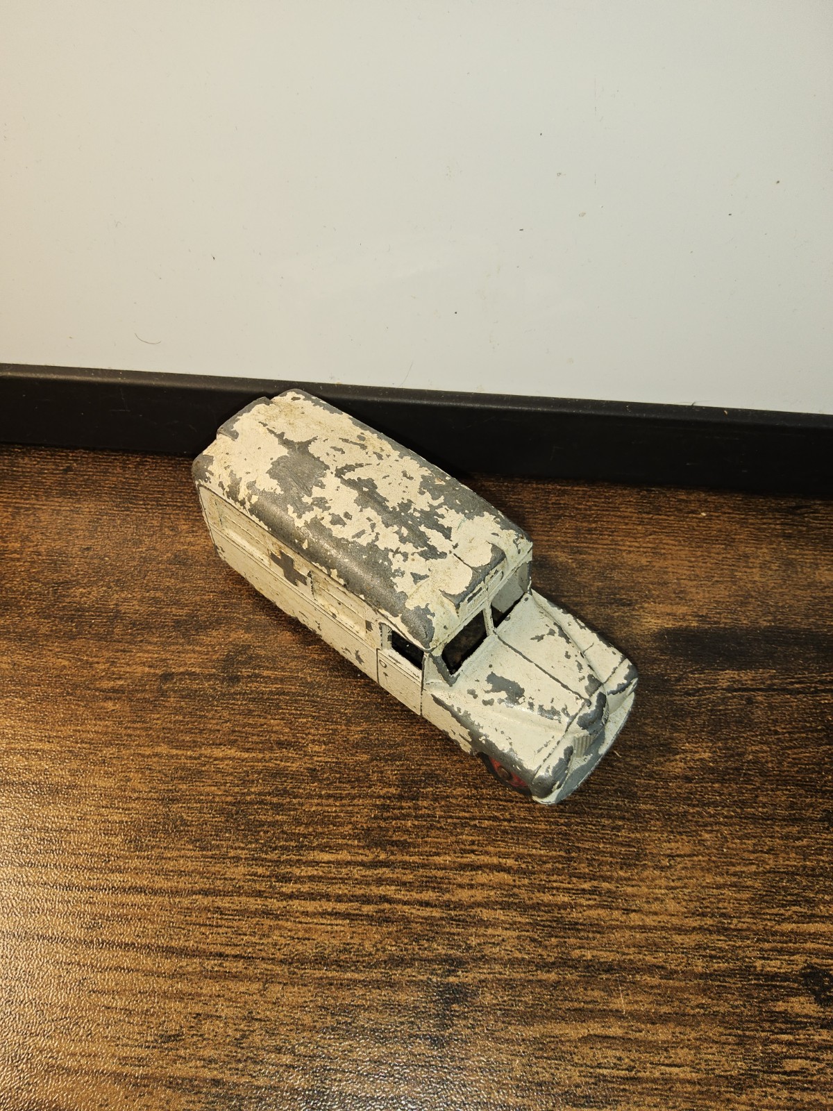 Picture 2 of 4