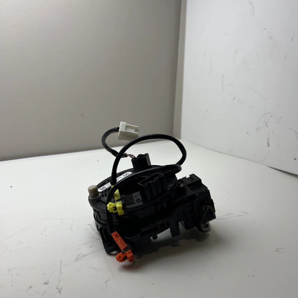 2016 NISSAN PATHFINDER STEERING WHEEL CLOCK SPRING 255543JA1B OEM - Image 4 of 4