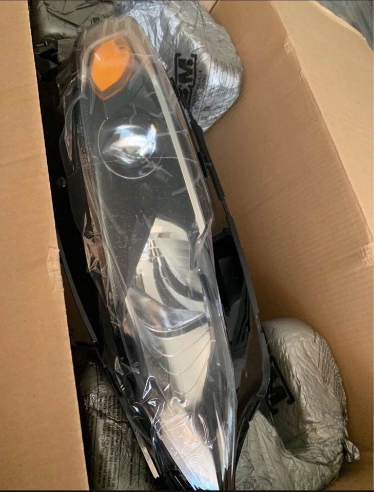 !!НОВЫЙ OEM!! ПРАВАЯ ФАРА ДЛЯ 2019-2022 CHEVY MALIBU #84680166 - Изображение 2 из 4