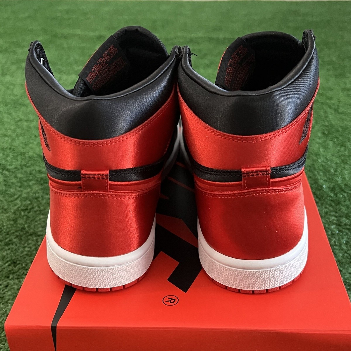 Nike Air Jordan 1 Retro High OG Satin Bred Women's 9.5