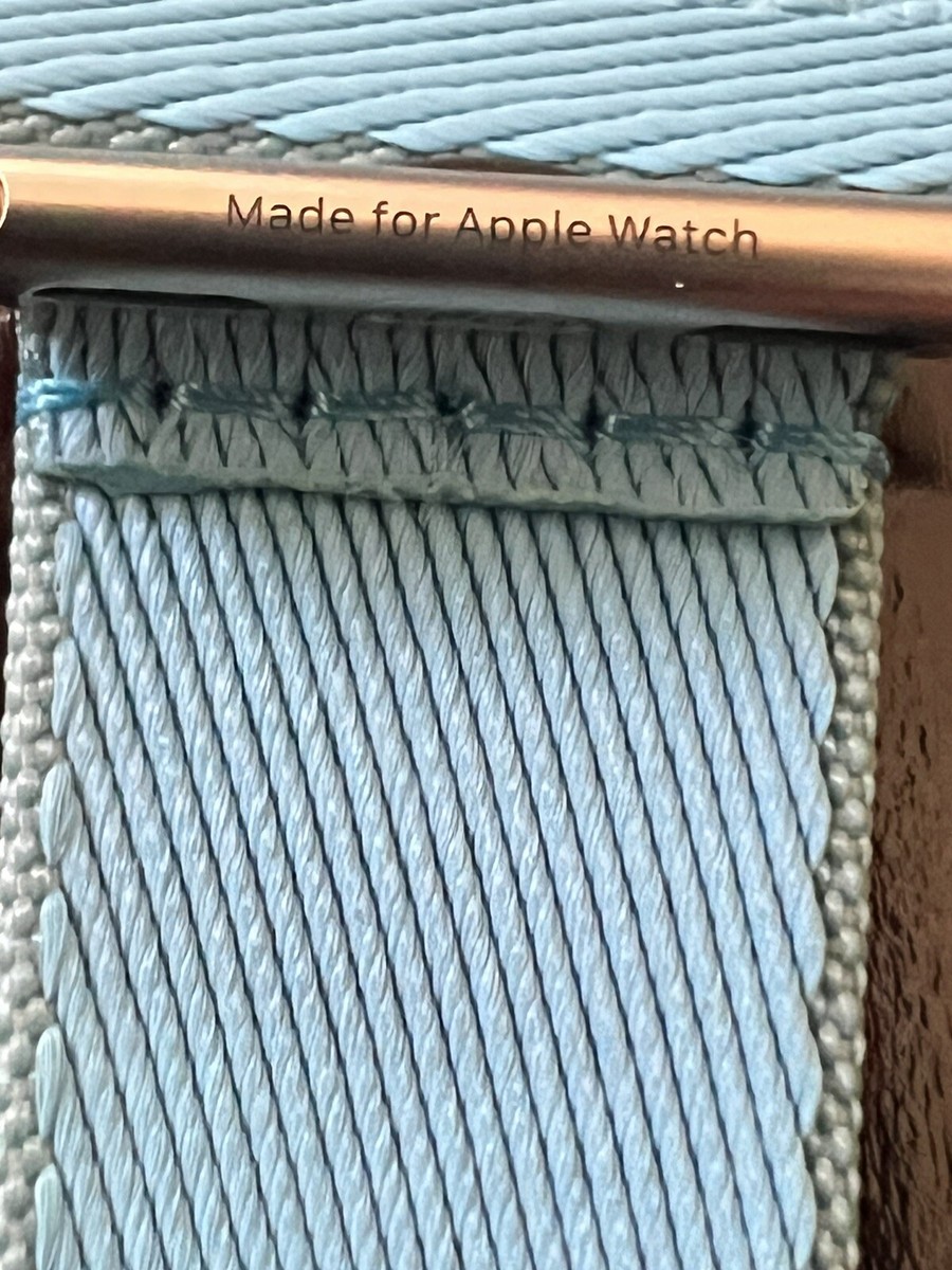 Apple Watch Hermès - 41mm Bleu Céleste/Bleu Jean Twill Jump Apple Watch Hermès - 41mm Bleu Céleste/Bleu Jean Twill Jump