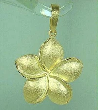 33mm Hawaiian Bold 14k Yellow Gold Diamond-Cut DC Matted Plumeria Flower Pendant