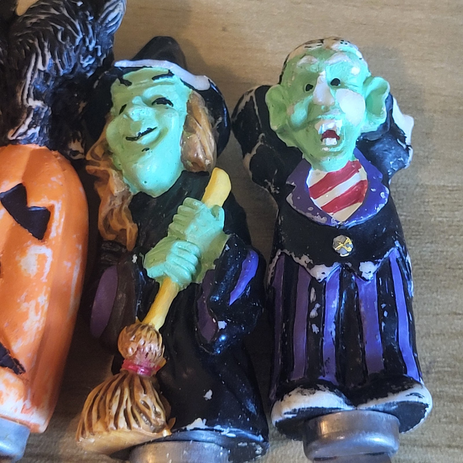 Set Of 6 Boston Warehouse Halloween Cheese Spreader Knives Vintage 