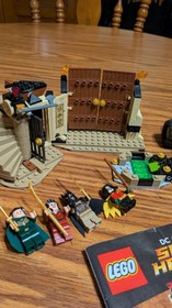 Lego Batman DC Super Heroes Set 76056 Rescue From Ras Al Ghul Complete