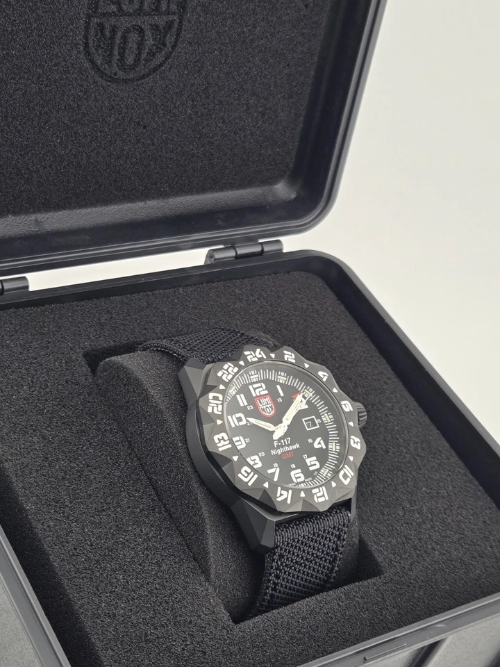 Luminox F-117 Nighthawk Men's Black Dial Quartz Watch - XA.6421 ($1145 MSRP) - Image 4 of 4