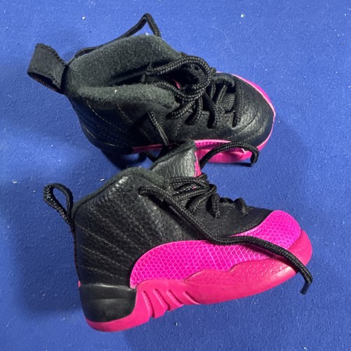 Jordan Air Jordan 12 Flu Game Black/Red High Top Leather Lace-Up Sneaker 4C