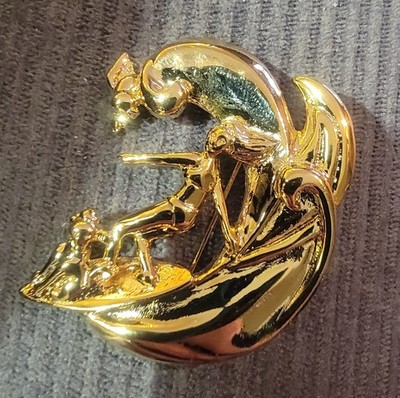 Signed Duri Vintage Gold-tone Brooch Girl & Dog Surfing