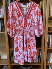 Gibson Look Vista Tropical Floral Smocked V-Neck Dress Medium Pink Coral