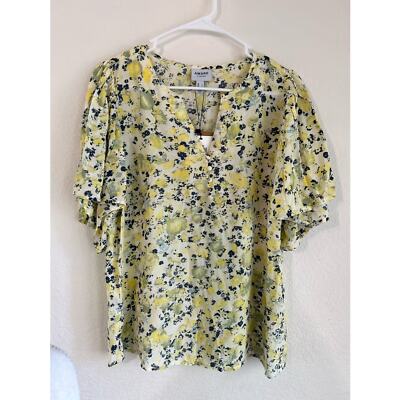 NWT Aware by Vero Moda Tilly Split Neck Blouse Chardonnay Floral Size Large
