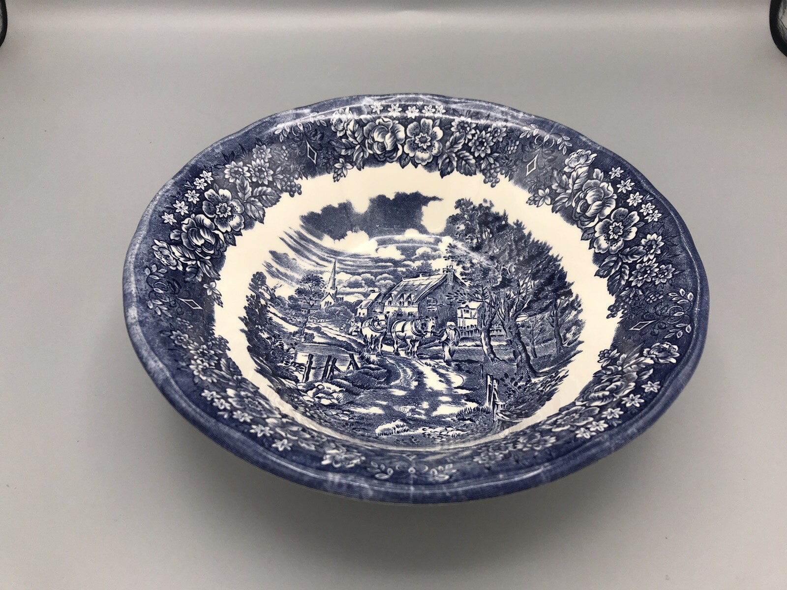 Ravensdale Pottery Blue Country Lane Cottage Horses Floral Bowl England