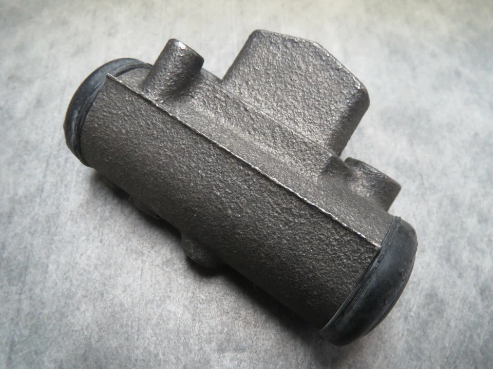 Cilindro de rueda trasera derecha para Mazda MPV 1990-1993 - Hecho en Japón - ¡Envío rápido! Foto 4 de 4