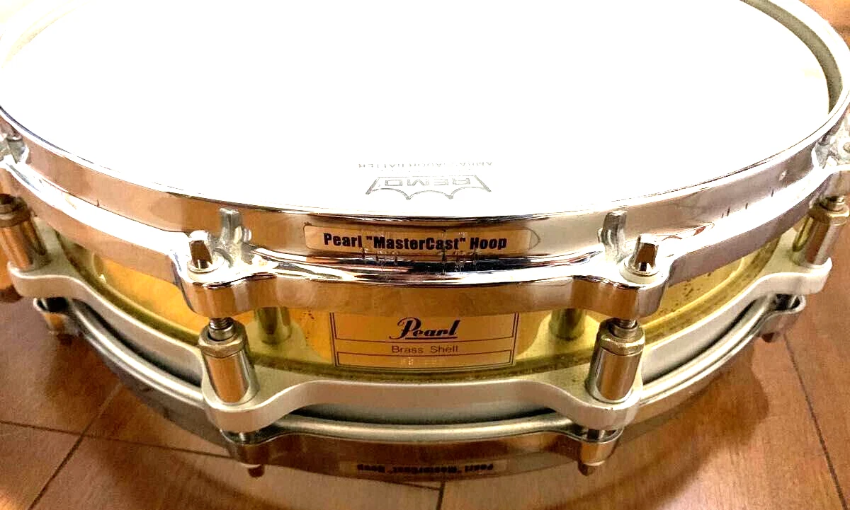 Pearl Free Floating Piccolo Brass Snare Drum 14