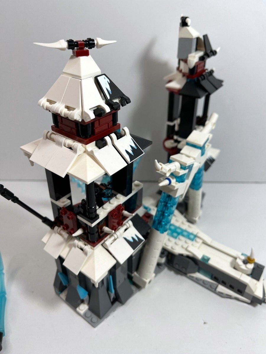 LEGO Ninjago: castle of Forsaken Emperor 70678 + bike 70722 + bike