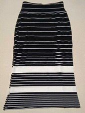 Athleta Black And White stretch active Striped Midi Skirt With High Slits Xxs