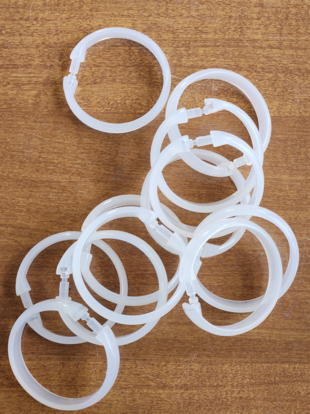 PreOwned White, Round, Shower Curtain Rings, 12 Pieces eBay